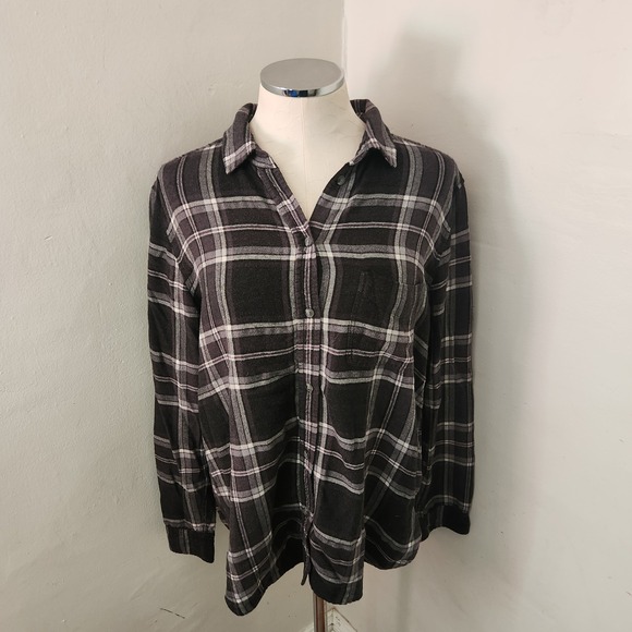 American Eagle Outfitters Tops - American Eagle Outfitters Boyfriend Fit Plaid Shirt Gray XL Ahh-mazingly Soft